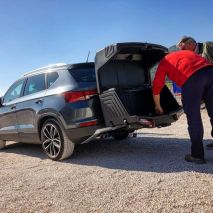 ΜΠΑΓΚΑΖΙΕΡΑ ΚΟΤΣΑΔΟΡΟΥ 400 LT TOWBOX V3 SPORT ORANGE (ΠΟΡΤΟΚΑΛΙ) ΜΕ LED ΦΑΝΑΡΙΑ Auto Moto Tyres 