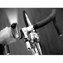 ΦΑΝΑΡΙ ΠΟΔΗΛΑΤΟΥ ΕΜΠΡΟΣ (4 LED) Auto Moto Tyres 