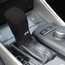 ΚΑΛΥΜΜΑ ΓΙΑ ΠΟΜΟΛΟ ΤΑΧΥΤΗΤΩΝ GEAR KNOB COVER ΜΑΥΡΟ ΜΙΚΡΟΦΙΜΠΡΑ Auto Moto Tyres 