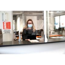 ΠΡΟΣΤΑΤΕΥΤΙΚΟ ΔΙΑΧΩΡΙΣΤΙΚΟ ΤΖΑΜΙ PLEXIGLASS 3mm 66x56cm ΜΕ ΤΡΥΠΑ ΚΑΙ ΒΑΣΕΙΣ ΣΤΗΡΙΞΗΣ ΑΛΟΥΜΙΝΙΟΥ Auto Moto Tyres 