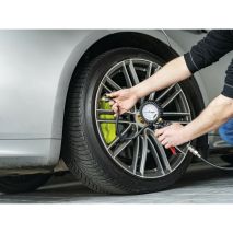 ΜΕΤΡΗΤΗΣ ΠΙΕΣΗΣ ΕΛΑΣΤΙΚΩΝ ΜΕ ΜΑΝΟΜΕΤΡΟ ΑΝΑΛΟΓΙΚΟΣ ΜΕ ΥΠΟΔΟΧΗ ΓΙΑ ΑΕΡΟΣΥΜΠΙΕΣΤΗ (max 12 BAR/170 PSI) LAMPA -  1 Τεμ. Auto Moto Tyres 