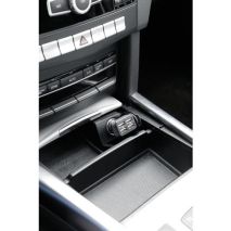 Universal Usb φορτιστής fast charger με 4 θύρες, 4800mAh, 12 / 24V Auto Moto Tyres 