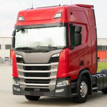 ΕΣΩΤΕΡΙΚΗ ΗΛΙΟΠΡΟΣΤΑΣΙΑ ΦΟΡΤΗΓΟΥ (XXL) 90 X 240 cm Auto Moto Tyres 