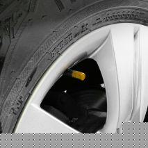 ΚΑΠΑΚΙΑ ΒΑΛΒΙΔΩΝ ΑΛΟΥΜΙΝΙΟΥ ΚΙΤΡΙΝΑ AMIO - 4 Τεμ. Auto Moto Tyres 