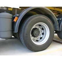 ΚΑΠΑΚΙΑ ΠΑΞΙΜΑΔΙΩΝ / ΜΠΟΥΛΟΝΙΩΝ ΦΟΡΤΗΓΟΥ ΠΛΑΣΤΙΚΑ ΧΡΩΜΙΟΥ 32mm 10ΤΕΜ. Auto Moto Tyres 