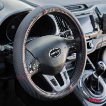 ΚΑΛΥΜΜΑ ΤΙΜΟΝΙΟΥ SWC-38 M 37-39cm ΣΕ ΜΑΥΡΟ CARBON ΧΡΩΜΑ ΜΕ ΚΟΚΚΙΝΗ ΡΑΦΗ ΑΜΙΟ - 1 ΤΕΜ. Auto Moto Tyres 