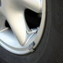 ΚΑΠΑΚΙΑ ΒΑΛΒΙΔΩΝ ΧΡΩΜΙΟΥ Auto Moto Tyres 