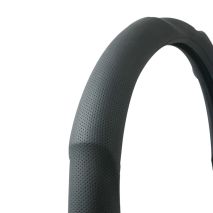 ΚΑΛΥΜΜΑ ΤΙΜΟΝΙΟΥ KURO PREMIUM M 37/39 cm ΜΑΥΡΟ ΑΠΟ ΑΟΣΜΟ, ΜΗ ΤΟΞΙΚΟ, ΟΙΚΟΛΟΓΙΚΟ ΚΑΙ ΑΝΑΚΥΚΛΩΣΙΜΟ ΔΙΑΤΡΗΤΟ TPE ΘΕΡΜΟΠΛΑΣΤΙΚΟ ΕΛΑΣΤΟΜΕΡΕΣ LAMPA - 1 ΤΕΜ. Auto Moto Tyres 