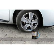 ΚΟΜΠΡΕΣΕΡ ΑΕΡΑ ΕΛΑΣΤΙΚΩΝ 12V 450ml ΜΕ ΥΓΡΟ ΕΠΙΣΚΕΥΗΣ 450ml ΜΑΝΟΜΕΤΡΟ ΚΑΙ ΜΕΤΡΗΤΗ ΠΙΕΣΗΣ (ΧΡΟΝΟΣ 7min) Auto Moto Tyres 