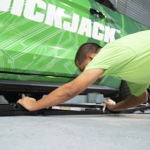 ΦΟΡΗΤΟ ΑΝΥΨΩΤΙΚΟ ΑΥΤΟΚΙΝΗΤΩΝ ΧΑΜΗΛΗΣ ΑΝΥΨΩΣΗΣ QUICKJACK™ BL-7000EXT - 3.175kg Auto Moto Tyres 