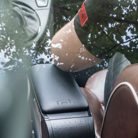 ΤΕΜΠΕΛΗΣ ARMSTER S ΜΑΥΡΟΣ ΜΕ ΜΑΥΡΗ ΔΕΡΜΑΤΙΝΗ RATI Auto Moto Tyres 