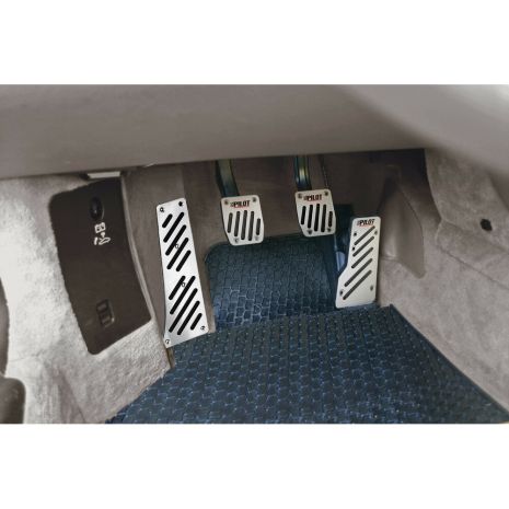 ΤΕΜΠΕΛΗΣ ΠΟΔΙΟΥ ΓΙΑ ΠΕΤΑΛ Auto Moto Tyres 