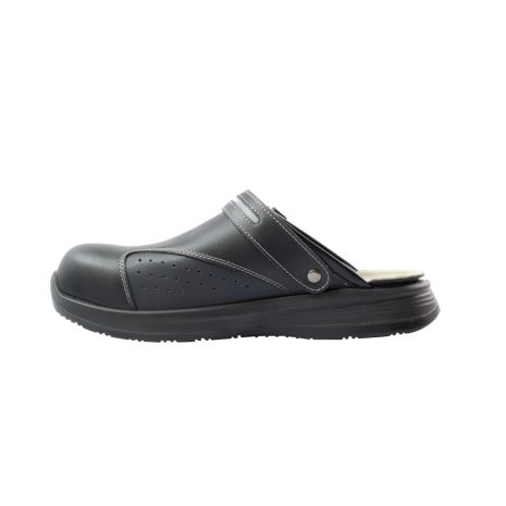 Πιστοποιημένα Παπούτσια Ασφαλείας Εργασίας σε στυλ Σαμπό Basic 2.0 από την Euroroutier σε μέγεθος EU42/UK8 σε Μαύρο Χρώμα με Λευκές Ραφές, Γκρι λεπτομέρεια και Λουράκι Αστραγάλου Auto Moto Tyres 