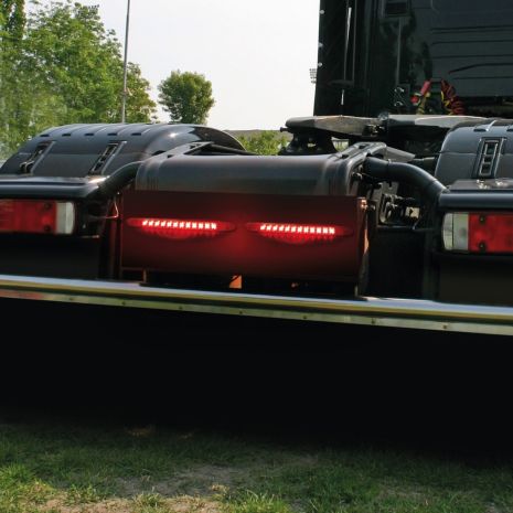 ΦΩΣ ΟΓΚΟΥ 9/32V ILLUMI ΜΕ 9 SMD LED 1 ΧΡΗΣΗΣ ΟΠΙΣΘΕΝ (ΚΟΚΚΙΝΟ/ΑΔΙΑΒΡΟΧΟ) - 1 ΤΕΜ. Auto Moto Tyres 