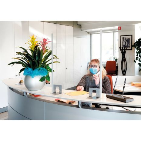 ΠΡΟΣΤΑΤΕΥΤΙΚΟ ΔΙΑΧΩΡΙΣΤΙΚΟ ΤΖΑΜΙ PLEXIGLASS 3mm 66x76cm ΜΕ ΤΡΥΠΑ ΚΑΙ ΒΑΣΕΙΣ ΣΤΗΡΙΞΗΣ ΑΛΟΥΜΙΝΙΟΥ Auto Moto Tyres 