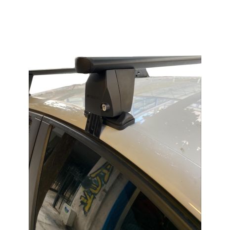 KIT ΜΕ ΜΠΑΡΕΣ ΟΡΟΦΗΣ ΓΙΑ PEUGEOT 208 II 5D 06/2019+ (12500/MB+DLKIT41G) ΑΛΟΥΜΙΝΙΟΥ DELTA BLACK MENABO? - 2 ΤΕΜ. Auto Moto Tyres 