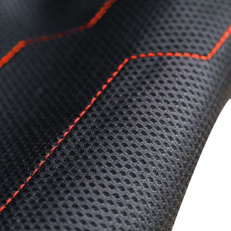 ΚΑΛΥΜΜΑΤΑ ΚΑΘΙΣΜΑΤΩΝ DRIFT ΠΟΛΥΕΣΤΕΡΙΚΑ ΜΑΥΡΑ ΣΕΤ ΜΕ 5 ΠΡΟΣΚΕΦΑΛΑ Auto Moto Tyres 