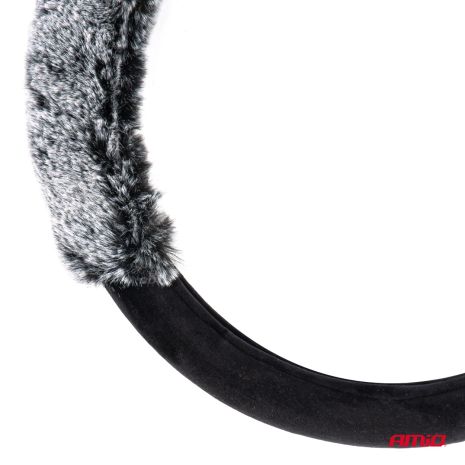 ΚΑΛΥΜΜΑ ΤΙΜΟΝΙΟΥ SWC-55 (M) 37>39cm ΜΑΥΡΟ ΜΕ ΧΝΟΥΔΩΤΗ ΓΚΡΙ ΕΠΕΝΔΥΣΗ ΚΑΙ ΑΥΤΙΑ ΑΡΚΟΥΔΑΣ AMIO - 1 ΤΕΜ. Auto Moto Tyres 