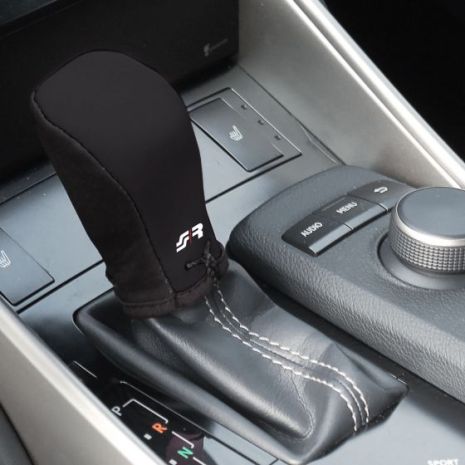 ΚΑΛΥΜΜΑ ΓΙΑ ΠΟΜΟΛΟ ΤΑΧΥΤΗΤΩΝ GEAR KNOB COVER ΜΑΥΡΟ ΜΙΚΡΟΦΙΜΠΡΑ Auto Moto Tyres 