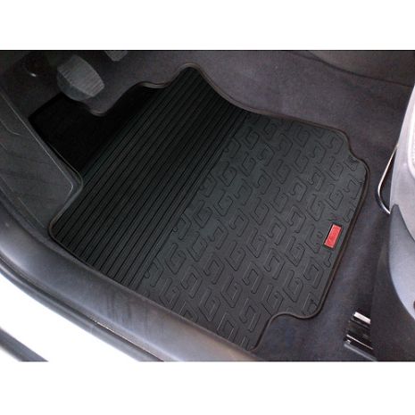 ΜΑΡΚΕ ΠΑΤΑΚΙΑ ΣΕ ΣΚΑΦΗ ΛΑΣΤΙΧΟ ΓΙΑ RENAULT CLIO III 10/2005-2012 SUMISURA ΣΕ ΜΑΥΡΟ ΧΡΩΜΑ ME ΚΟΥΜΠΩΜΑΤΑ LAMPA - 4 ΤΕΜ. Auto Moto Tyres 