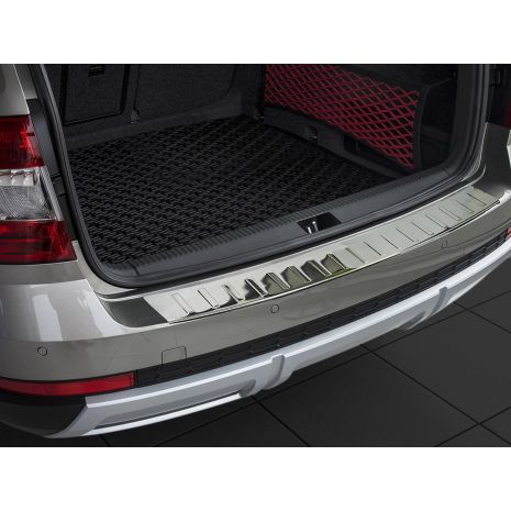 TRIM ΜΑΡΚΕ ΠΟΡΤ ΜΠΑΓΚΑΖ ΧΡΩΜΙΟ ΜΕΤΑΛΛΙΚΟ ΓΙΑ SKODA OCTAVIA 3 A7 4D/SW 2013+ Auto Moto Tyres 