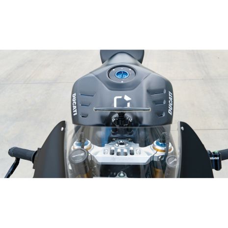 Βάση Στήριξης Κινητού Panigale της σειράς Titan Optiline για τις Βίδες στην Μίζα στο Τιμόνι Μηχανής Panigale 899, 959, V2, 1199, 1299, V4 με σύστημα Duolock, συμβατή με Θήκες ή Αντάπτορες Κινητού Optiline Auto Moto Tyres 