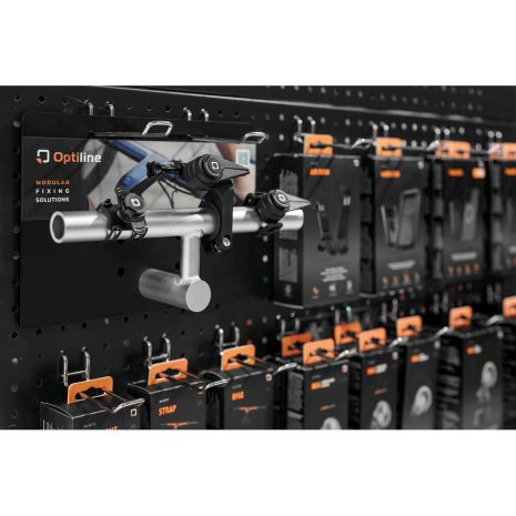 ΕΚΘΕΤΗΣ (STAND) ΚΡΕΜΑΣΤΟΣ ΜΕ ΜΕΤΑΛΛΙΚΗ ΜΠΑΡΑ ΓΙΑ ΠΡΟΙΟΝΤΑ OPTILINE MOTO 300x250x105mm BENCH LAMPA - 1 τεμ. Auto Moto Tyres 